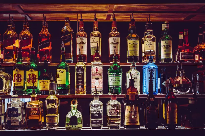 Kadıköy içecek çeşitleri - Bade Tekel Kadıköy premium içecek reyonu